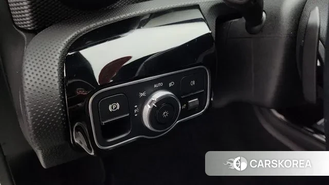 Mercedes-Benz A-Class W177 id 3463973 из Кореи 8