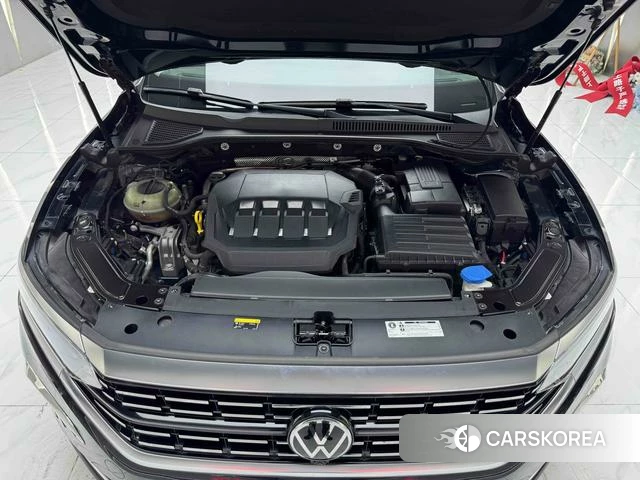 Volkswagen Passat id 4307473 из Китая 8