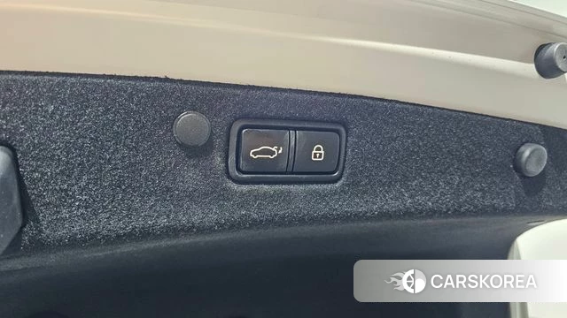 Hyundai The New Grandeur IG id 4245408 из Кореи 8