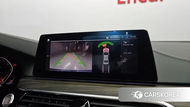 BMW 5 Series (G30) id 3033435 из Кореи 8