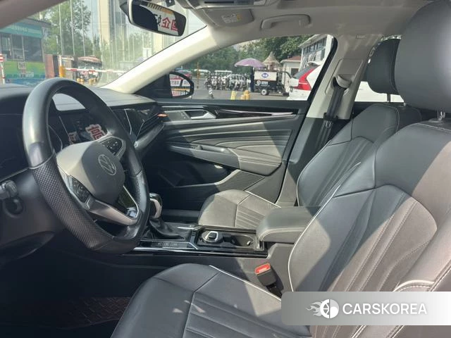 Volkswagen Passat id 4307405 из Китая 8