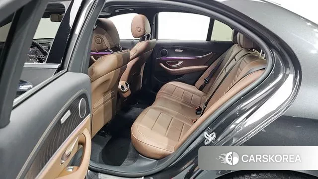 Mercedes-Benz E-Class W213 id 3696760 из Кореи 8