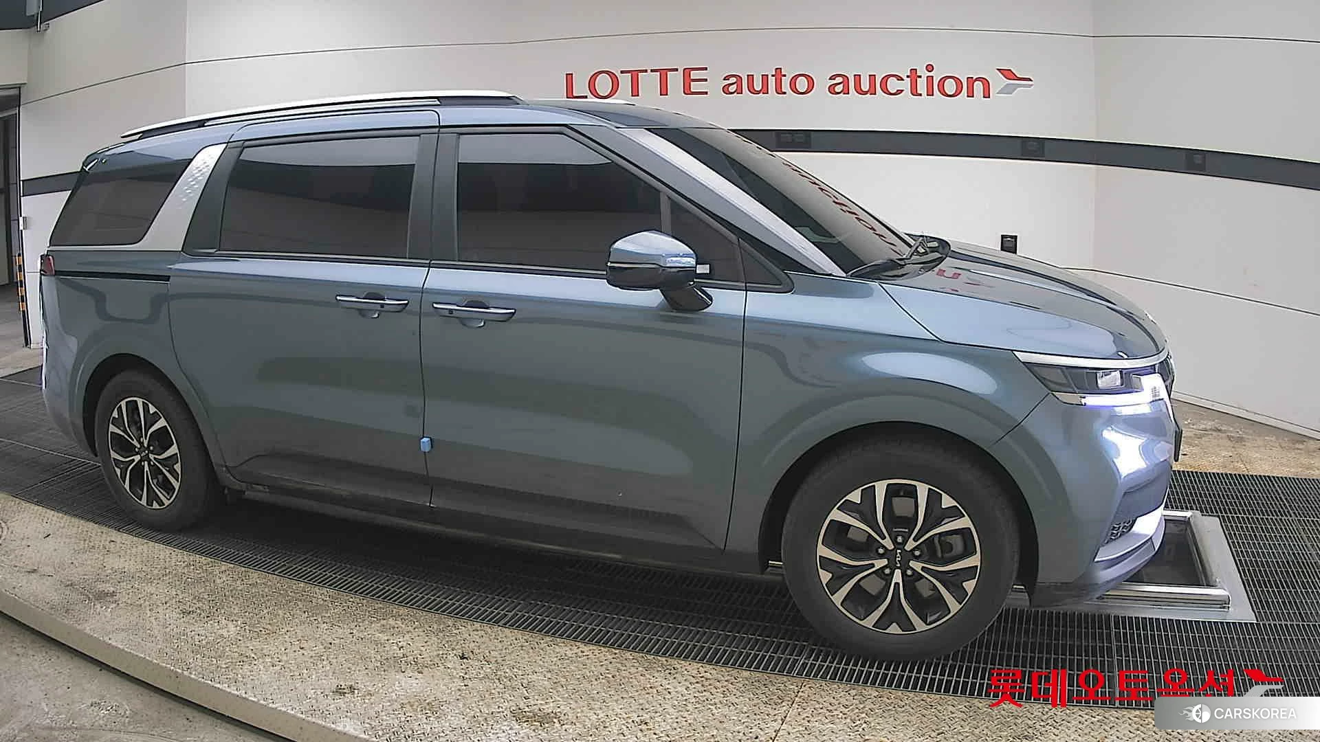 Kia Carnival id 3869418 из Кореи 8