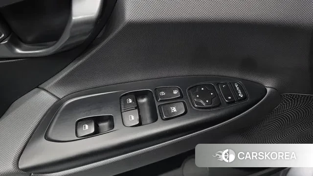 Hyundai Veloster (JS) id 3368498 из Кореи 8