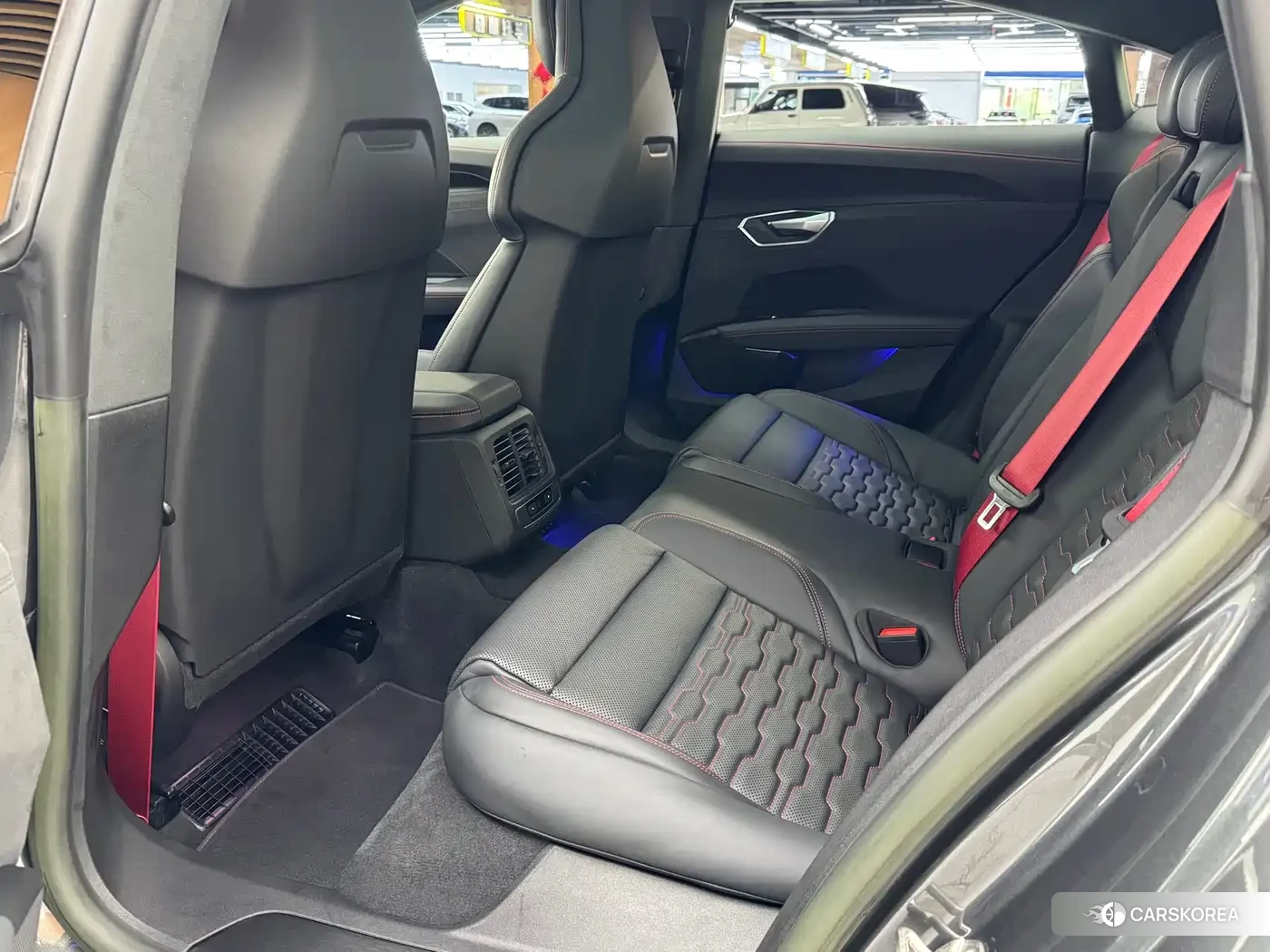 Audi RS e-tron GT id 4599759 из Китая 8
