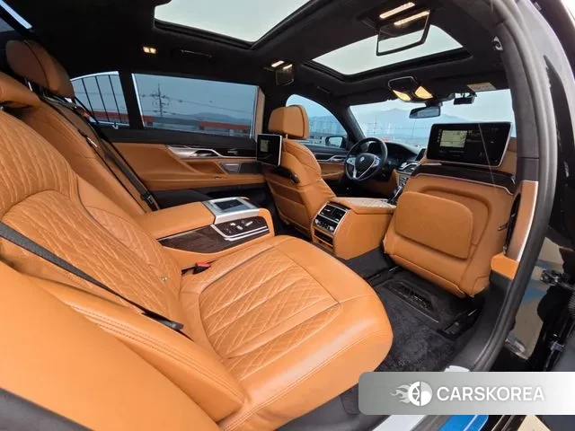 BMW 7 Series (G11) id 3676330 из Кореи 8