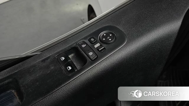 Hyundai Staria id 3892727 из Кореи 8