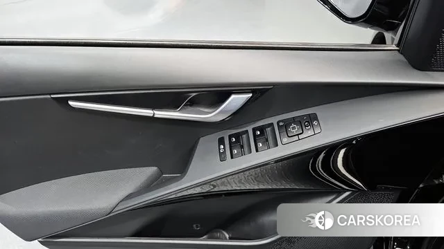 Kia Di Ol Nu Niro id 3280415 из Кореи 8