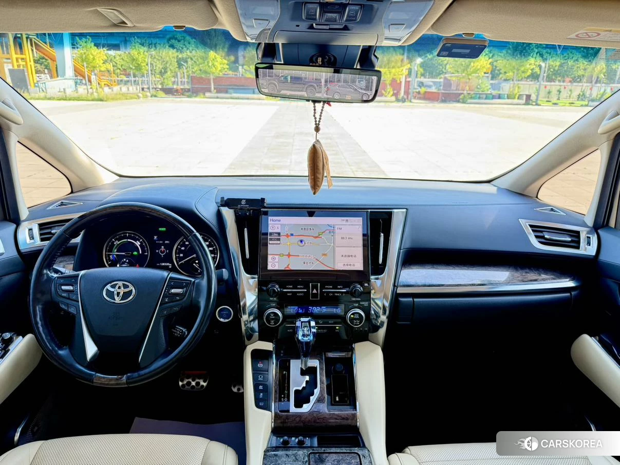 Toyota Alphard id 4461233 из Китая 8
