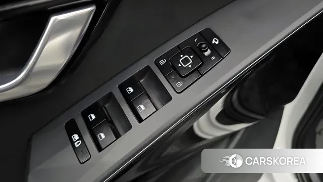 Kia Di Ol Nu Niro id 2968368 из Кореи 8