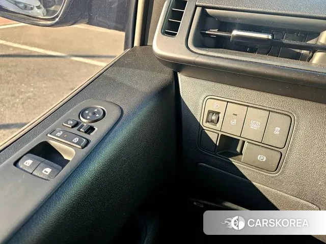 Hyundai Staria id 3599599 из Кореи 8