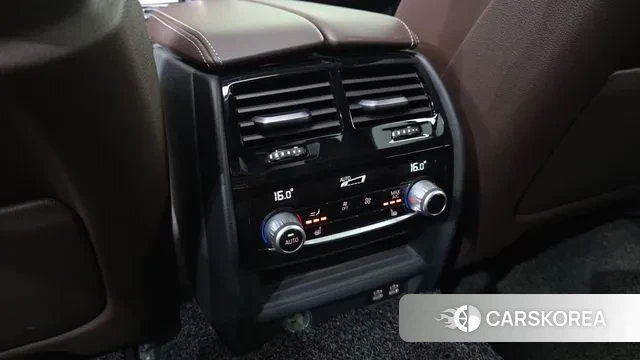 BMW 5 Series (G30) id 3012792 из Кореи 8