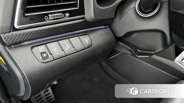 Hyundai Avante AD id 3845795 из Кореи 8