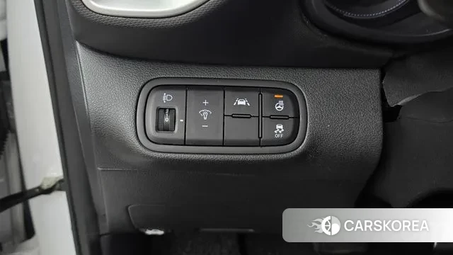 Hyundai Venue id 3721618 из Кореи 8