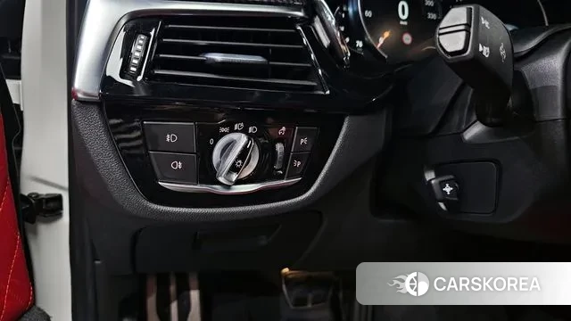 BMW 5 Series (G30) id 2961761 из Кореи 8