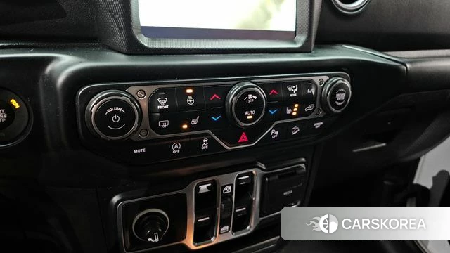 Jeep Wrangler (JL) id 4225246 из Кореи 8