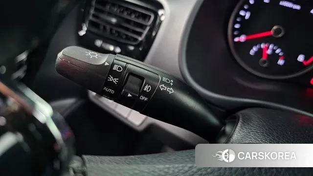 Kia Stonic id 3302597 из Кореи 8