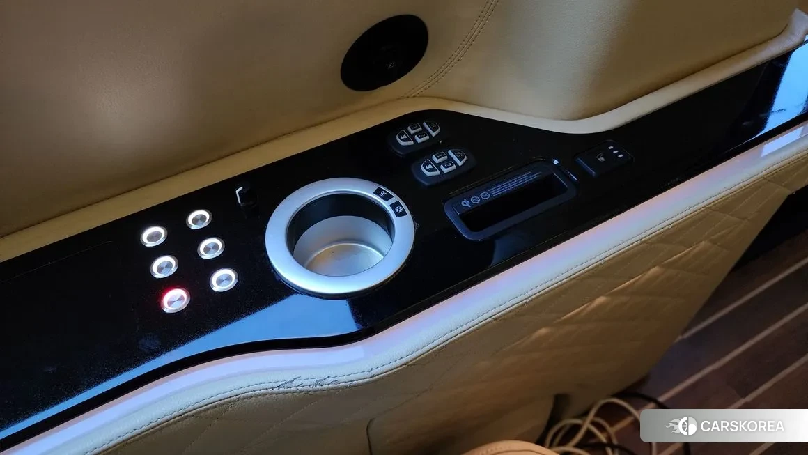 Hyundai The New Grand Starex id 1879151 из Кореи 8