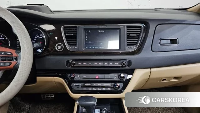 Kia The New Carnival id 3244135 из Кореи 8