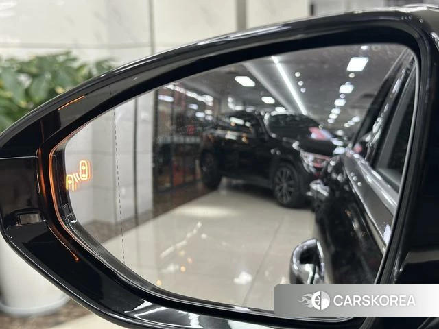 Audi A6L id 4272665 из Китая 8