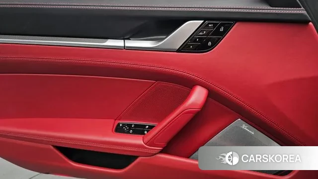 Porsche 911(992) id 3592903 из Кореи 8