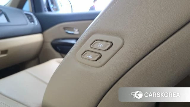 Kia The New Carnival id 4430048 из Кореи 8