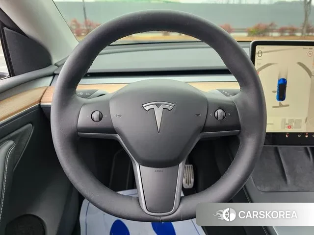 Tesla Model Y id 3680296 из Кореи 8
