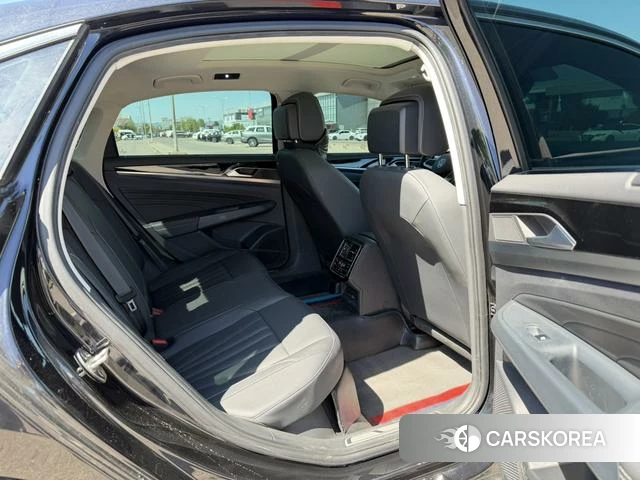 Volkswagen Passat id 4278882 из Китая 8