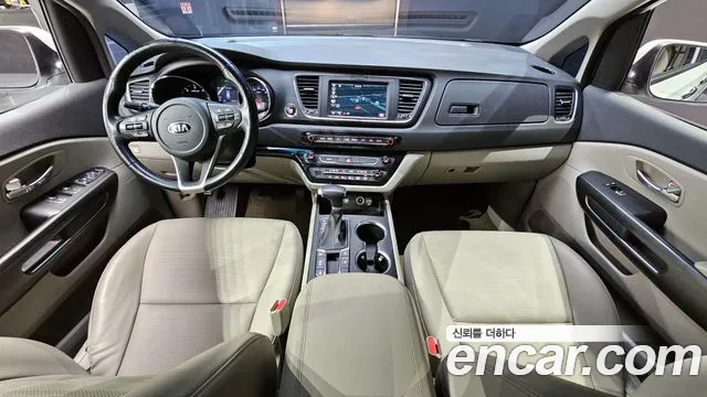 Kia The New Carnival id 2611161 из Кореи 8