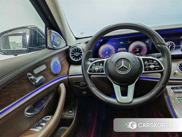 Mercedes-Benz E-class id 4227320 из Китая 8