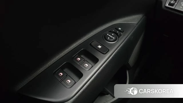 Kia Stonic id 4737391 из Кореи 8