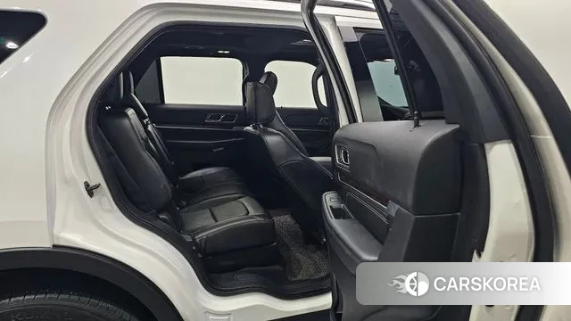 Ford Explorer id 3039303 из Кореи 8