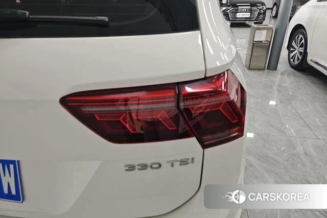 Volkswagen Tiguan L id 4264499 из Китая 8