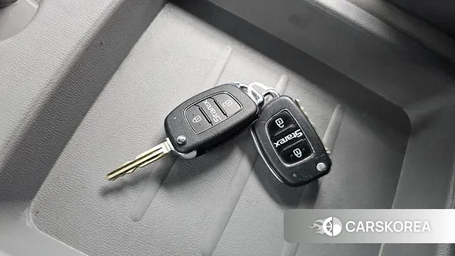 Hyundai The New Grand Starex id 3033929 из Кореи 8