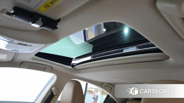 Lexus New ES300h id 3845900 из Кореи 8