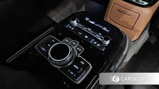 Genesis G90 id 3697818 из Кореи 8