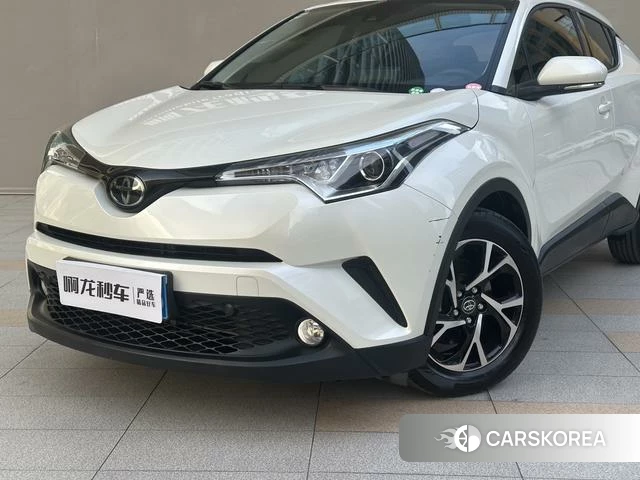 Toyota C-HR id 4262409 из Китая 8