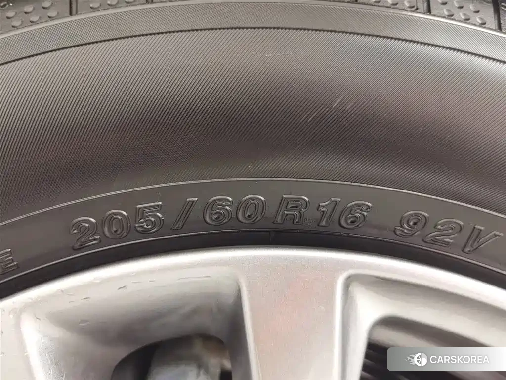 Mazda 3 id 4538889 из Китая 8
