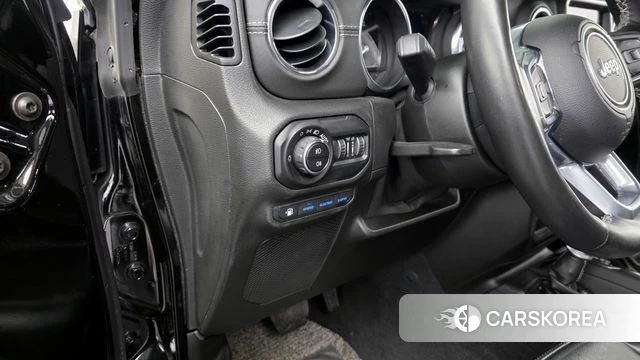 Jeep Wrangler (JL) id 4018731 из Кореи 8