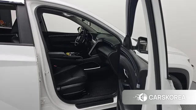 Hyundai Tucson (NX4) id 2884306 из Кореи 8