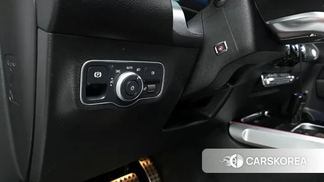 Mercedes-Benz EQB X243 id 3472404 из Кореи 8