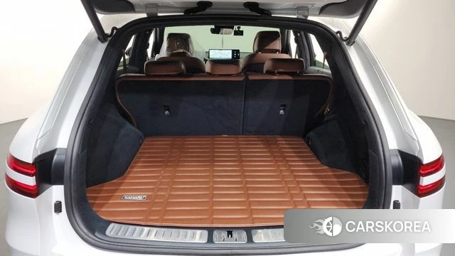 Genesis GV70 id 3904155 из Кореи 8