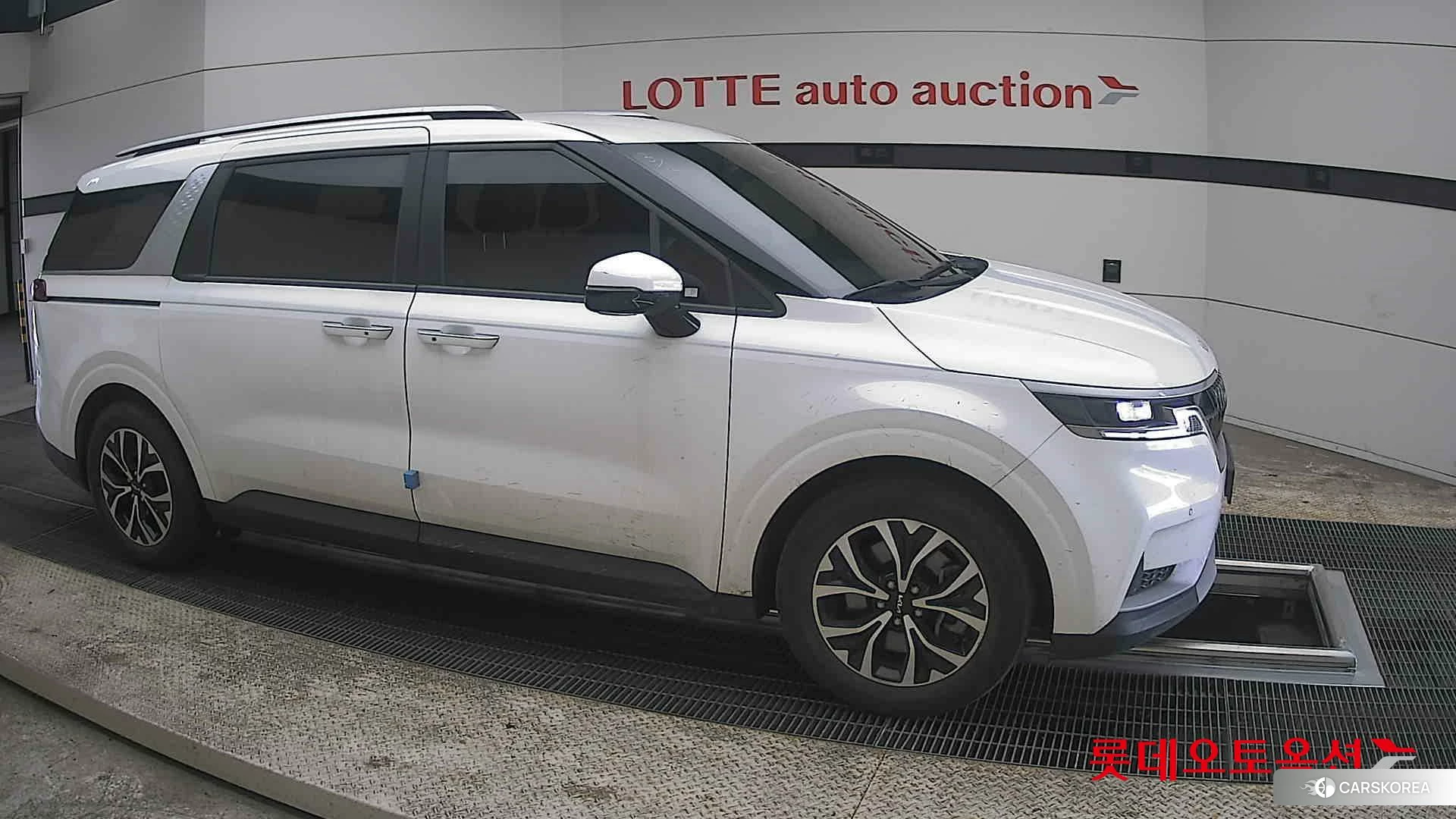 Kia Carnival id 3882091 из Кореи 8