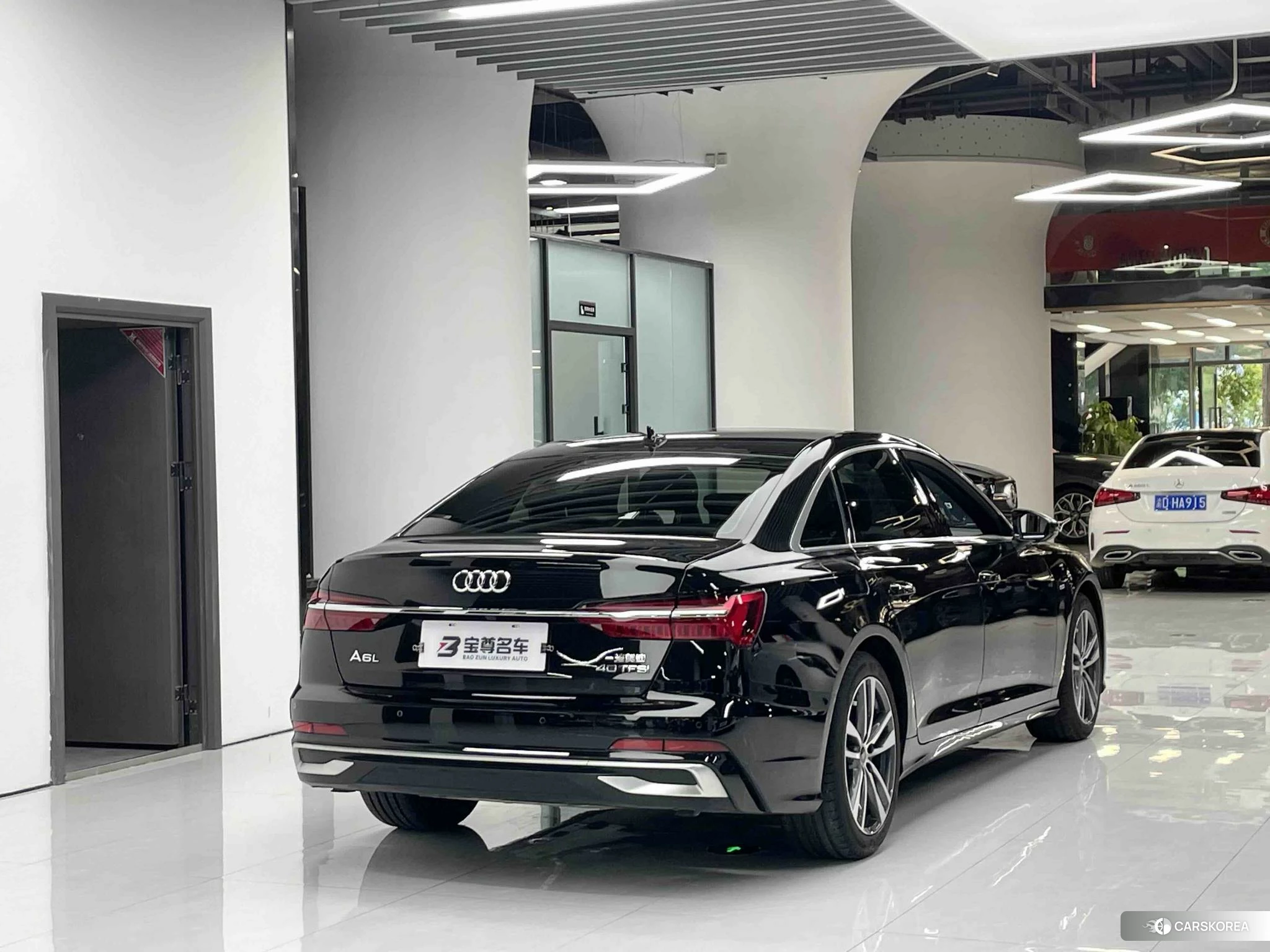 Audi A6L id 4492677 из Китая 8
