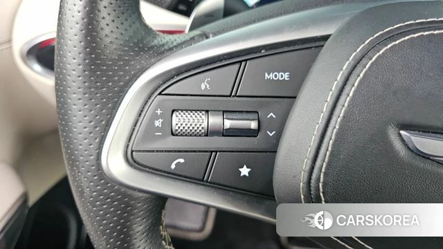 Genesis GV70 id 4793203 из Кореи 8