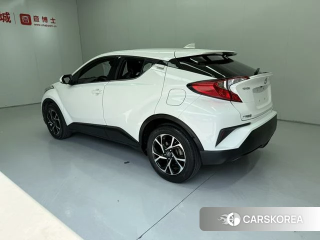 Toyota C-HR id 4216301 из Китая 8