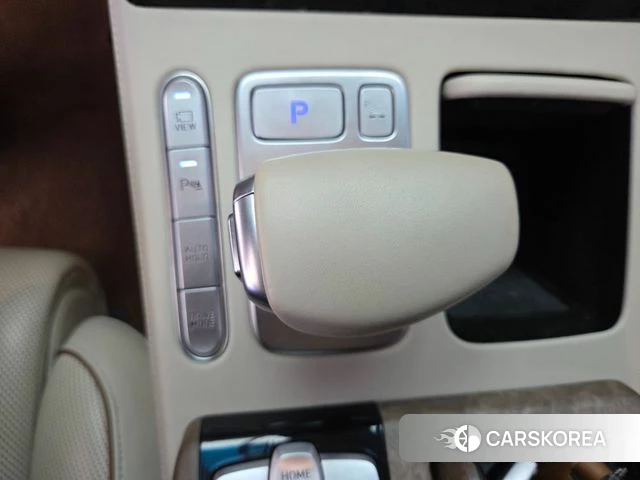 Genesis G90 id 4274946 из Кореи 8