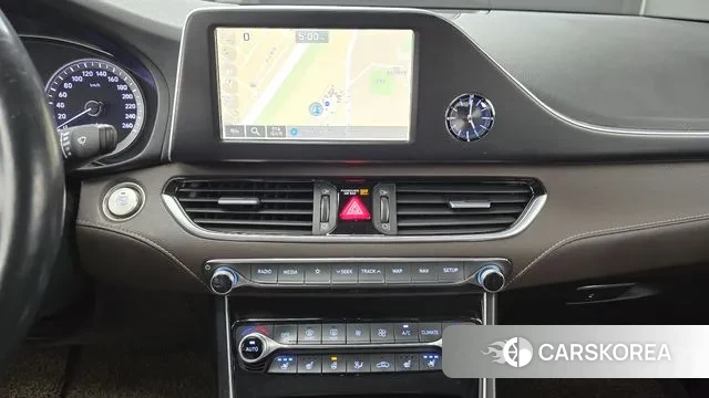 Hyundai Grandeur IG id 3330687 из Кореи 8