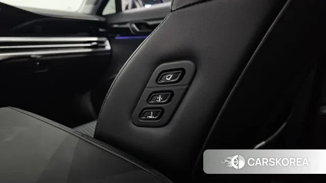 Hyundai Grandeur (GN7) id 3605855 из Кореи 8