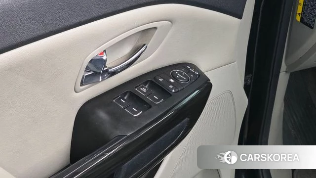 Kia The New Carnival id 3820740 из Кореи 8